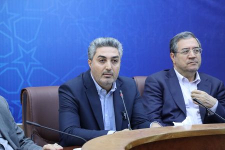 فعالان اقتصادی افسران جنگ اقتصادی هستند / ظرفیت‌های مرزی استان مغفول مانده‌اند