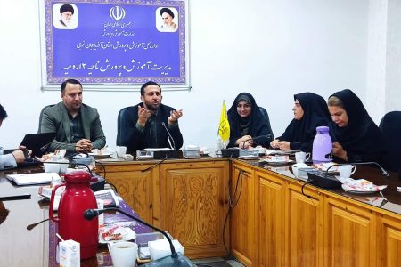 اجرای ۲۰۰۰ برنامه در مدارس آذربایجان غربی به مناسبت هفته بسیج دانش آموزی 