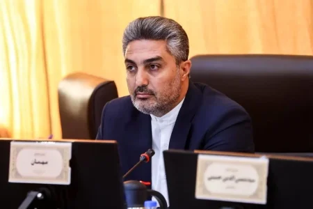 ضرورت بررسی امکان بهره مندی از ظرفیت تنگه هرمز در یک کمیسیون مشترک/ قدردانی از تلاش‌های دولت در مدیریت اقتصادی شرایط جنگی