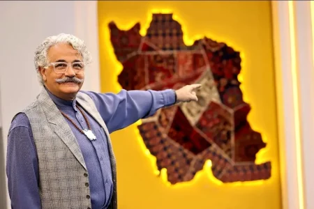 هر کس از این کشور دفاع کند در حال عبادت است